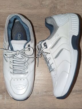 Orthofeet Women's Whitney Leather Sneakers Size 9